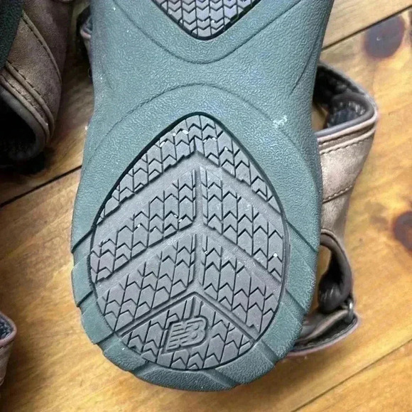 🔥New Balance🔥 | Bronze leather  Maya sports sandals - Picture 8 of 11